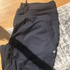 Lululemon black pants